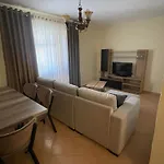 Apartamentagollitirana * Τίρανα