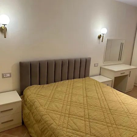 Apartamentagollitirana شقة
