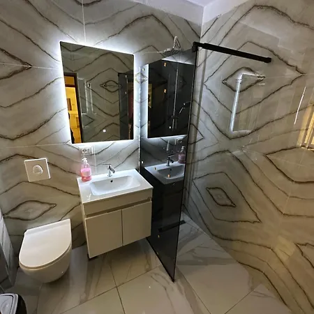 Apartamentagollitirana Тирана